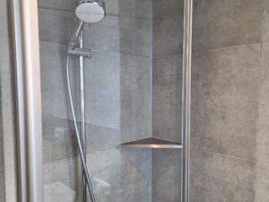 Bad mit Dusche